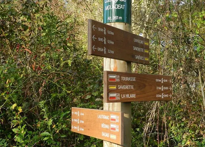 La Clef Des Champs Piscine Ortance 3*